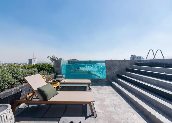 Loft -skyline View- Rooftop Pool, Gym, Bbq &