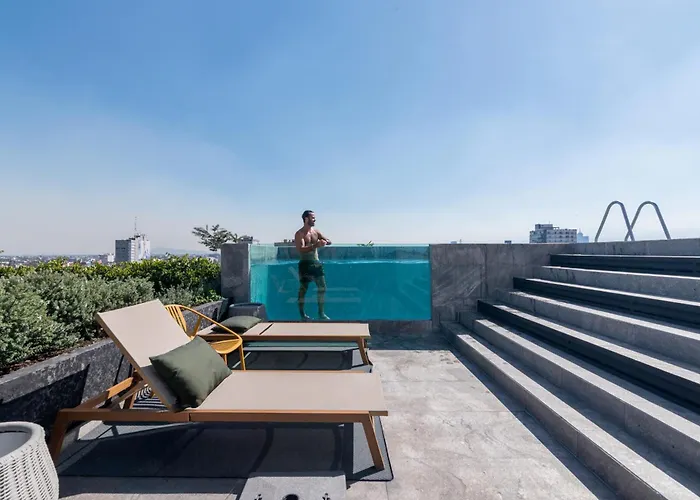 Loft -skyline View- Rooftop Pool, Gym, Bbq &